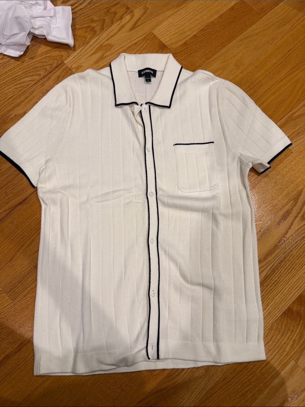 Men’s express short sleeve button down
